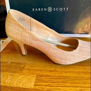 Karen Scott heels